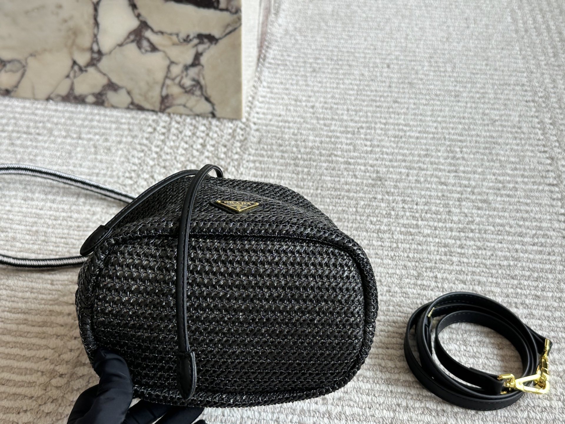 prada bag hobo 013