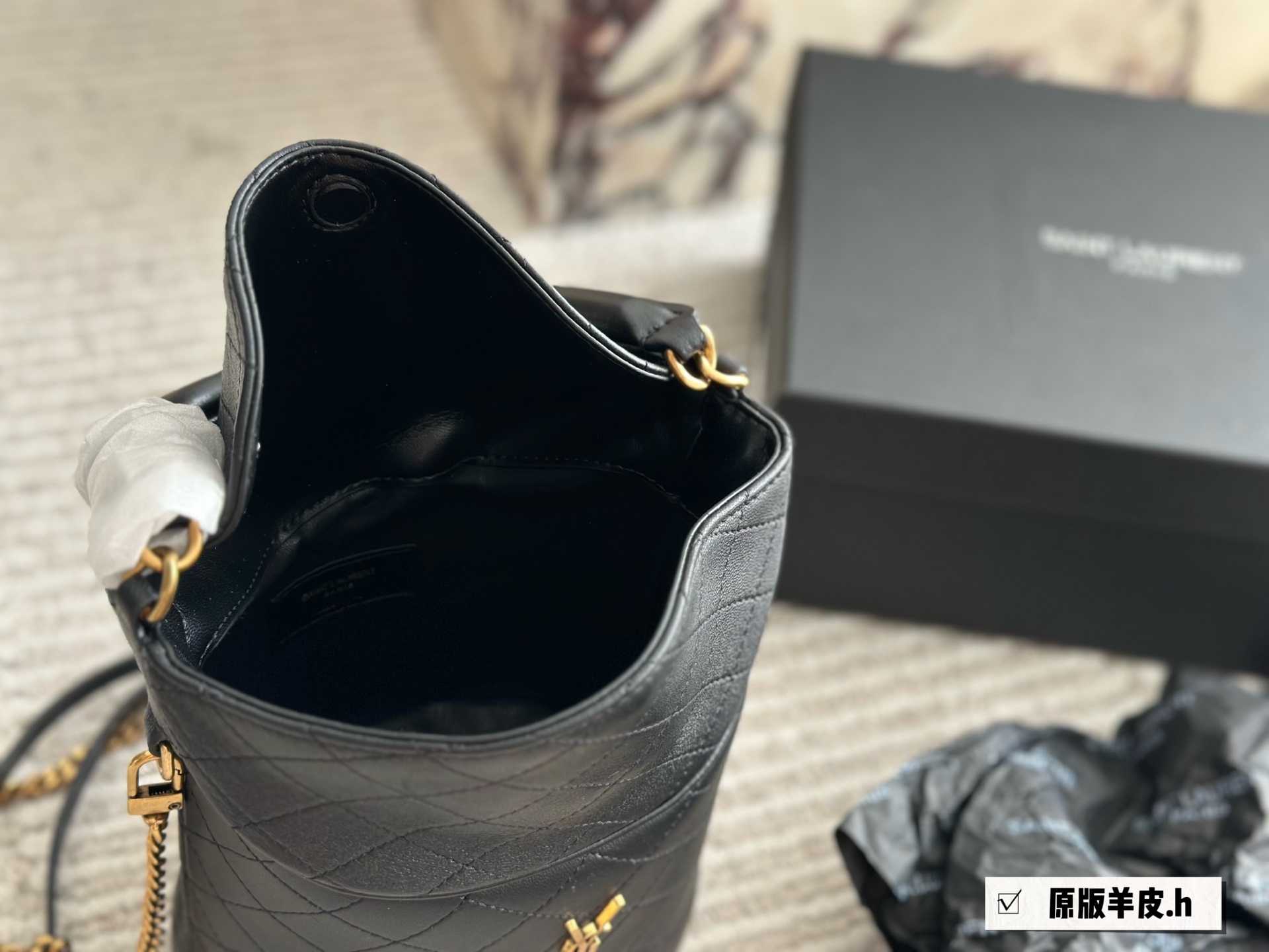 YSL Gold Logo-Accented Bag 157