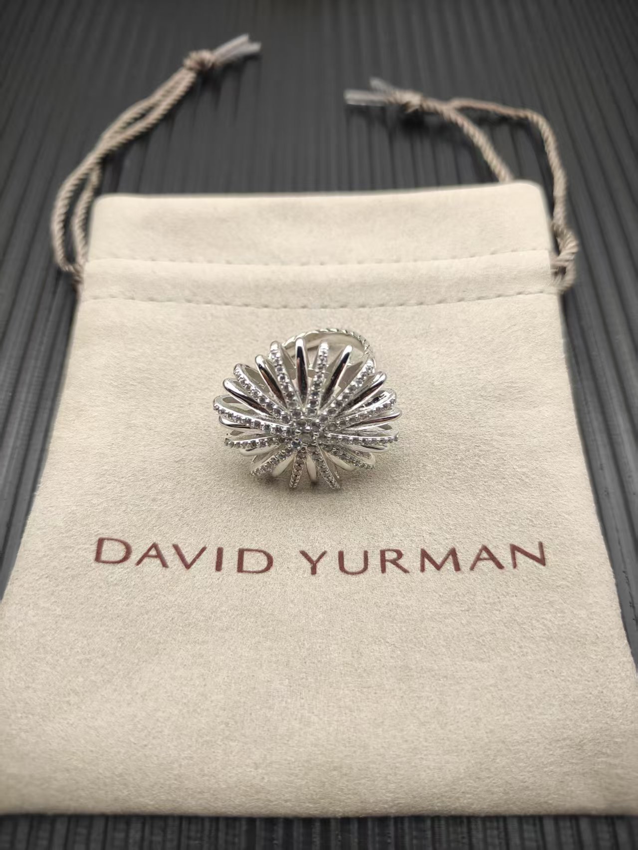David Yurman Silver Logo-Accented Ring 294