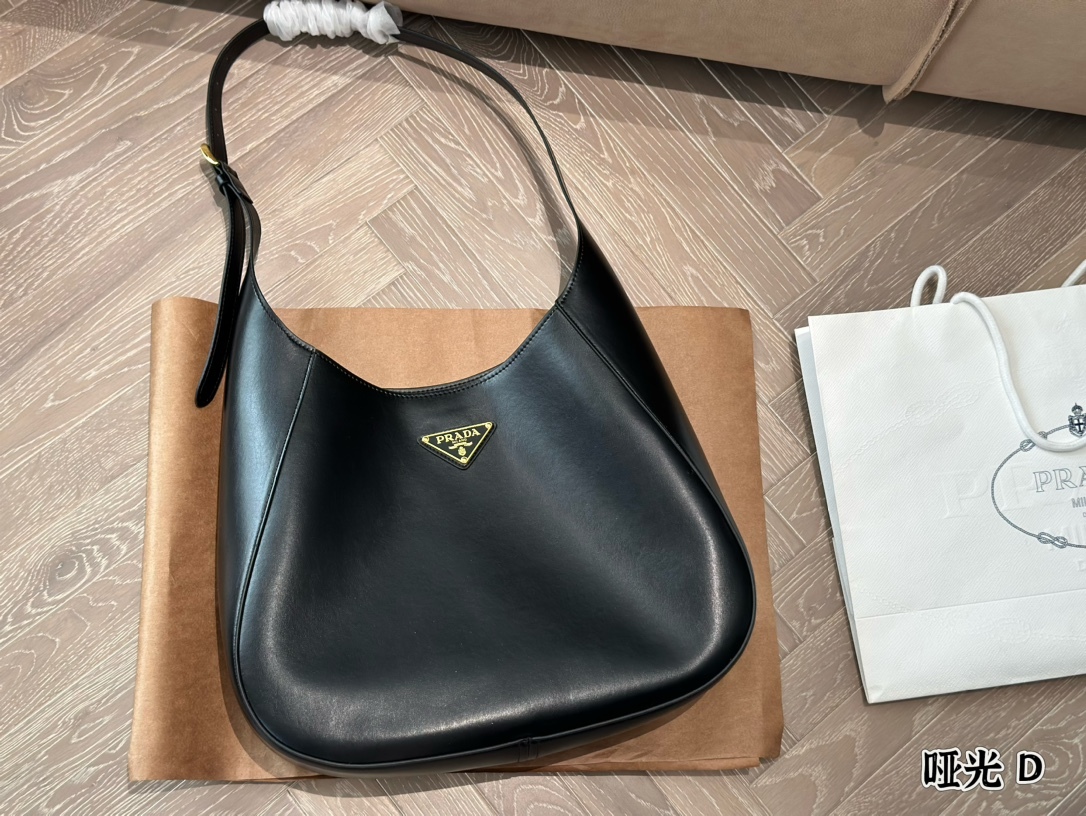 Prada Brown Logo-Accented Bag 087