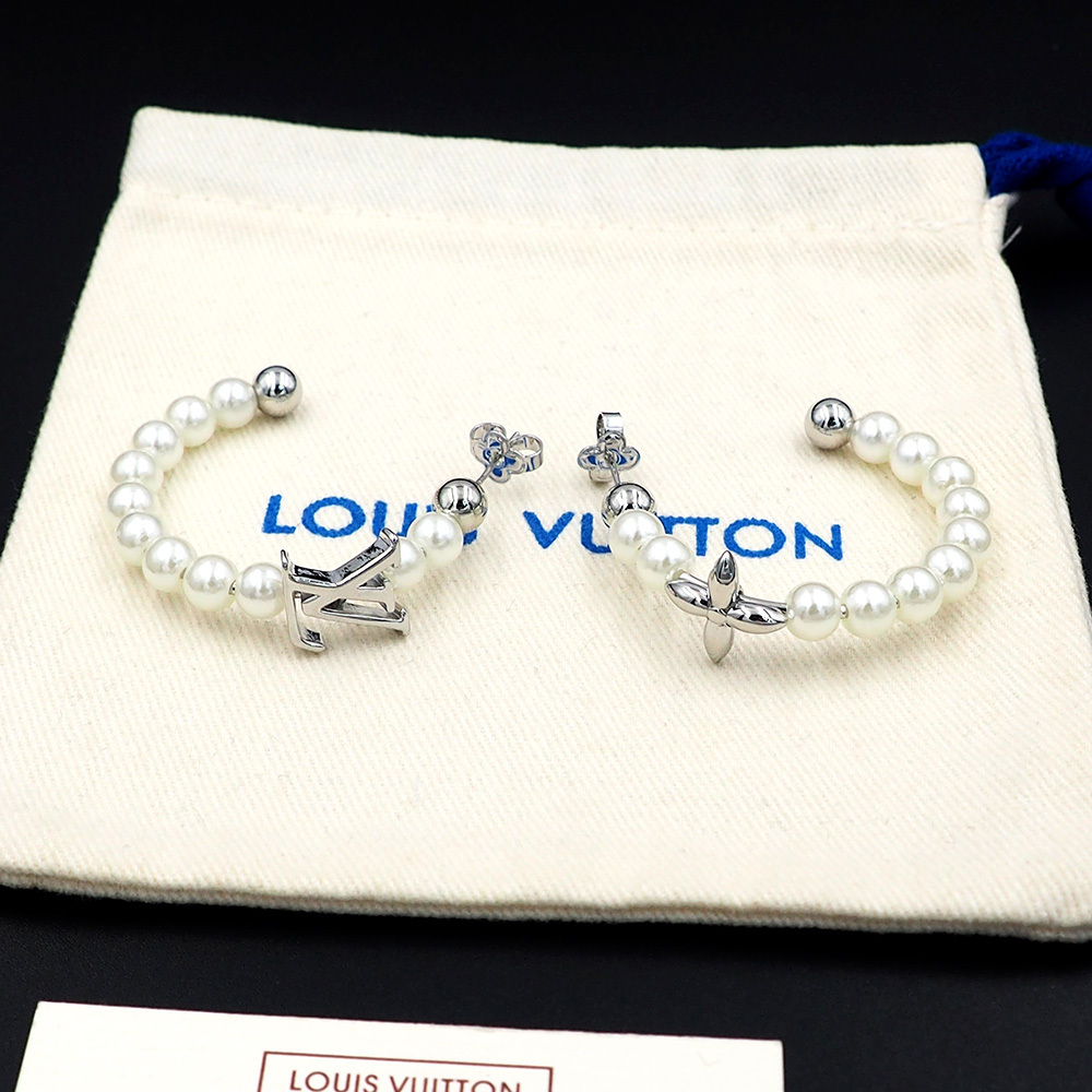 LV Silver Logo-Accented Earrings 301