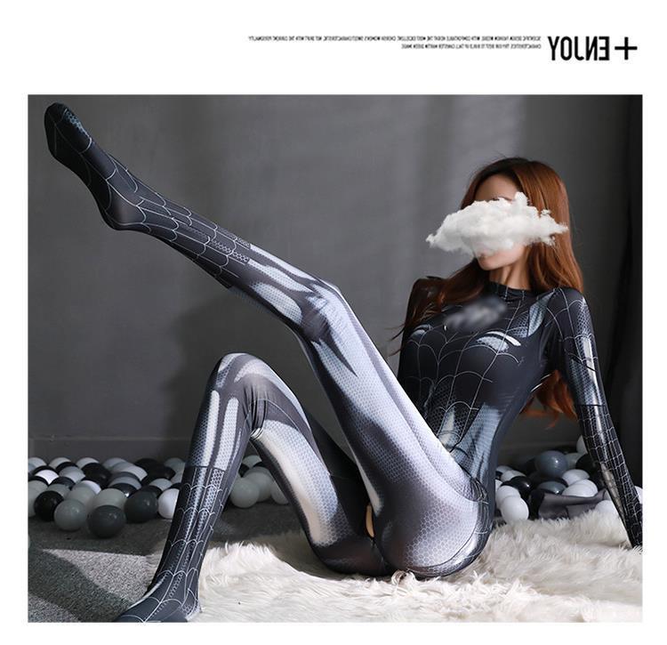 Cosplay uniform seduces Spider-Man