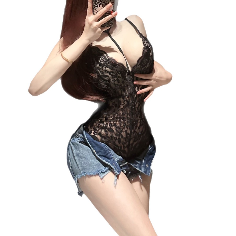 Sexy lace pure desire halter neck sling deep V one-piece mood pajamas with exposed buttocks