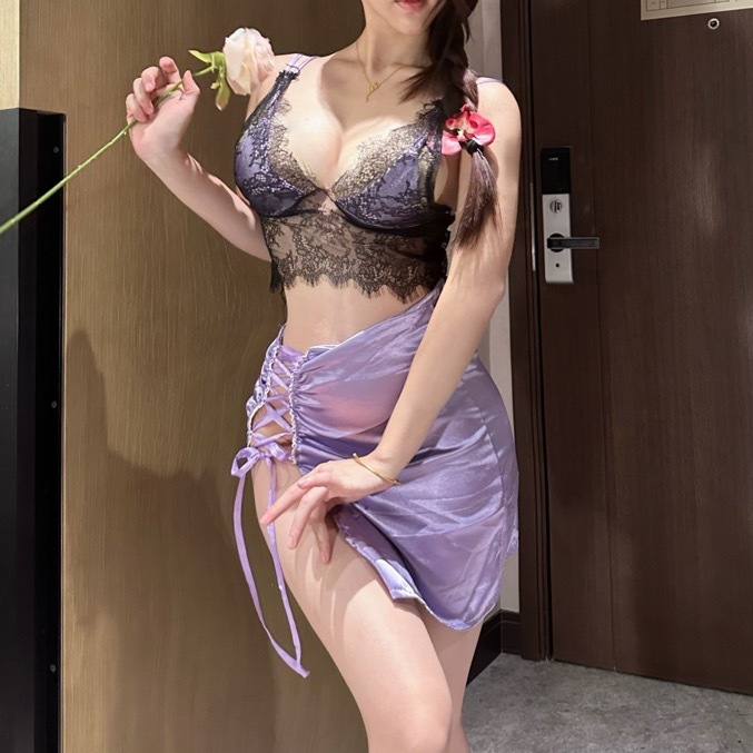 Deep V perspective royal sister charm satin suspenders hip skirt sexy cleavage uniform