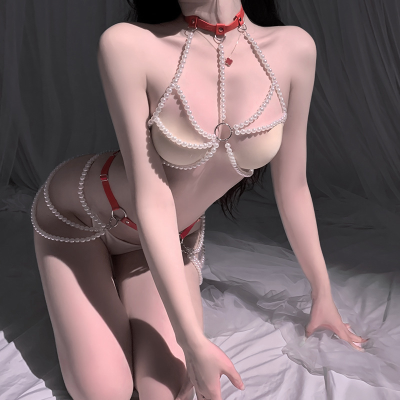 Abstinence pearl chain three-point leather metal bondage bed temptation suit