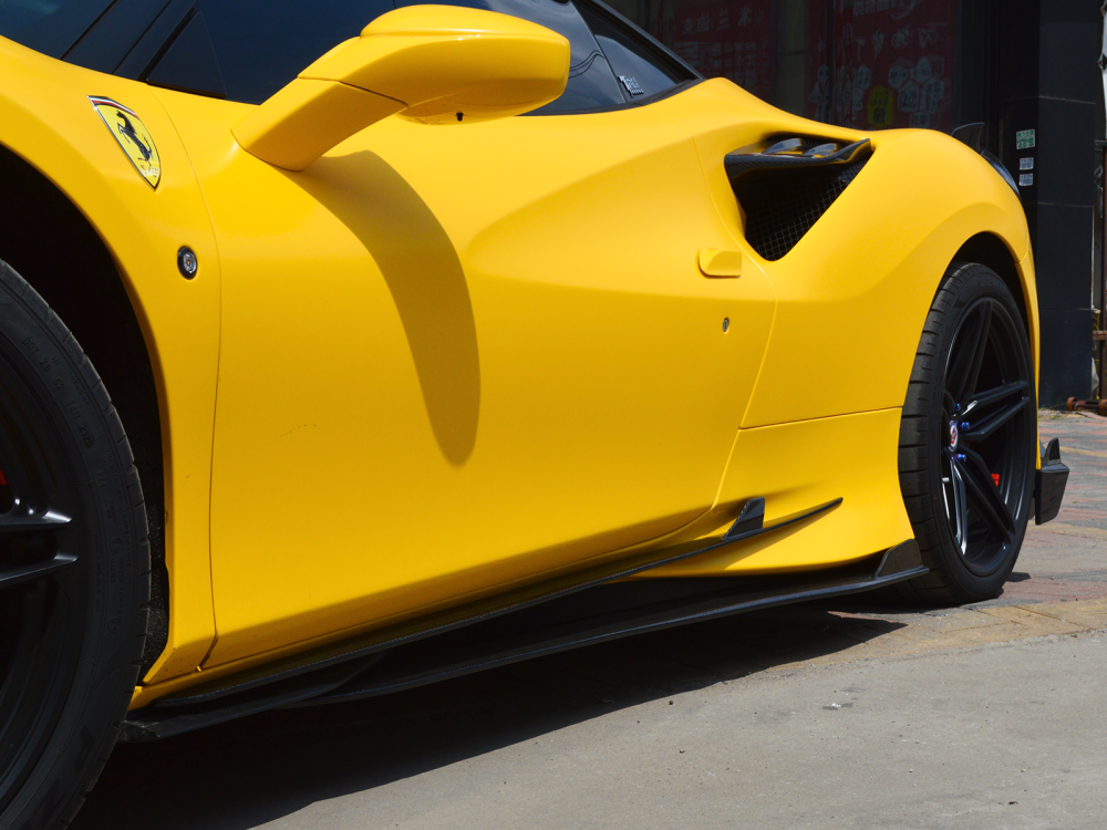 Ferrari F8 Paktechz Design Side Skirts