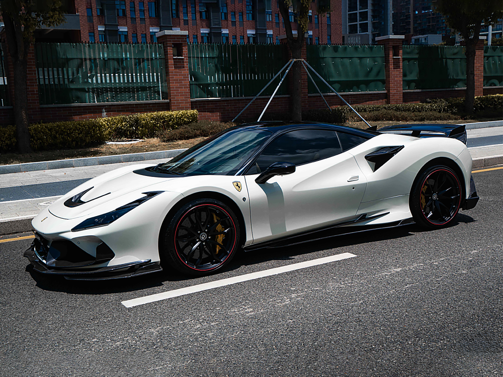 Ferrari F8 Paktechz Design Side Skirts