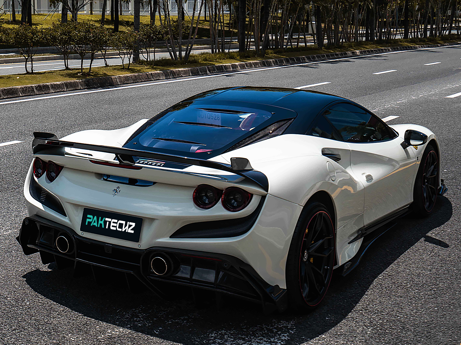 Ferrari F8 Paktechz Design Rear Diffuser