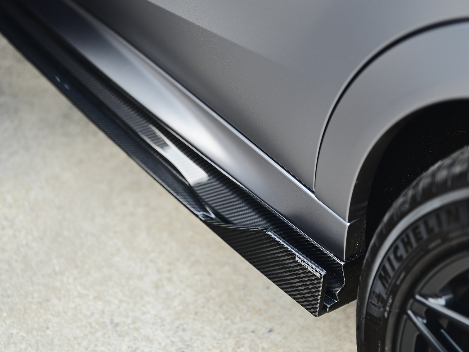 BMW X6  Paktechz Design Side Skirts