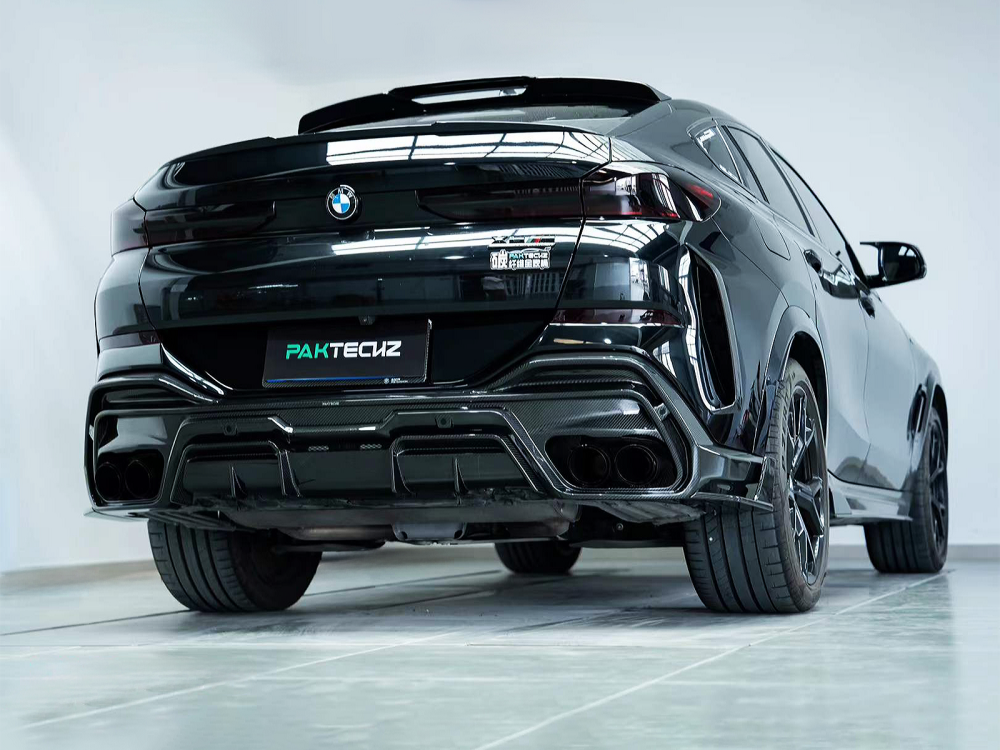 BMW X6  Paktechz Design Rear Diffuser + Rear Side Splitter