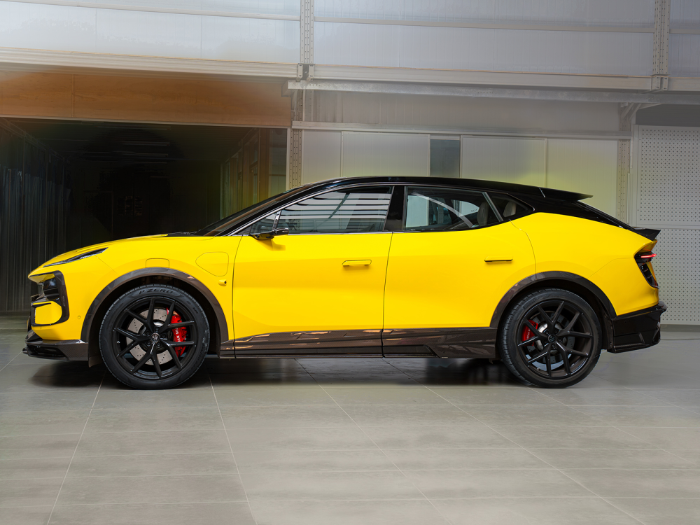 Lotus Eletre  Paktechz Design Side Skirts