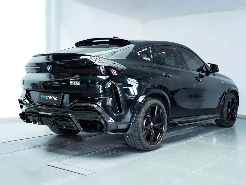 BMW X6  Paktechz Design Rear Diffuser + Rear Side Splitter
