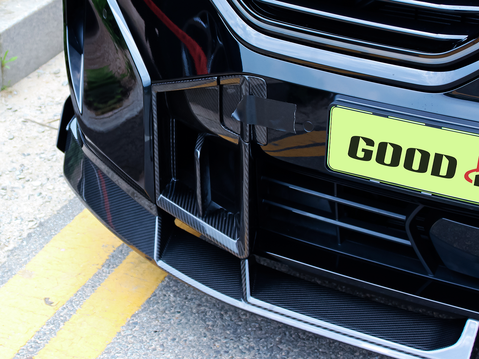 BMW XM  LD Style Front air intakes