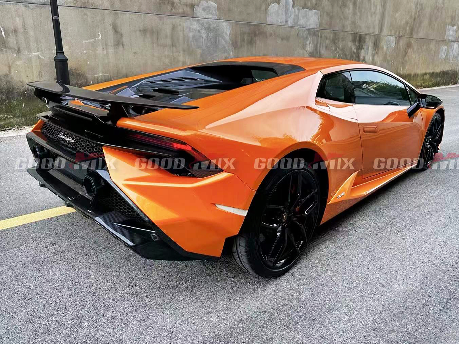 Lamborghini Huracan 610 Tecnica Style Rear Bumper