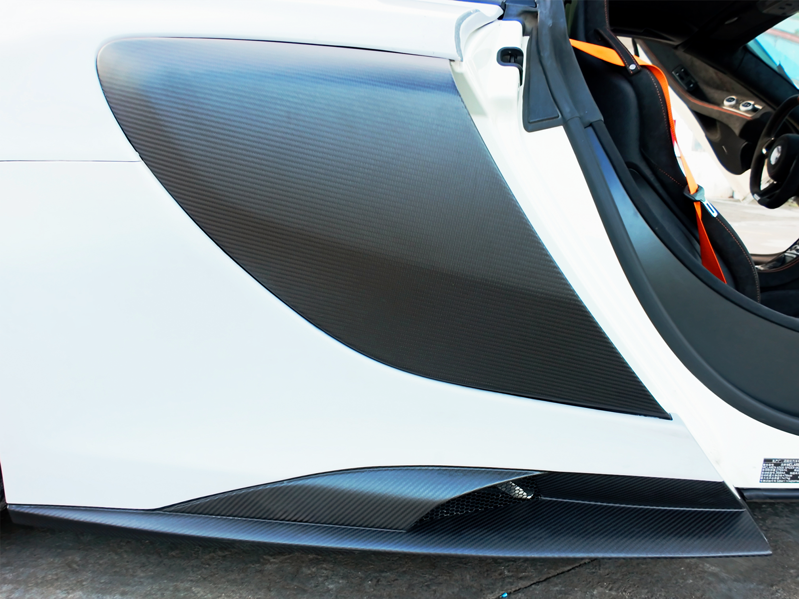 McLaren MP4-12C/625C/650S Upgrade 675LT Style Side Air Intakes