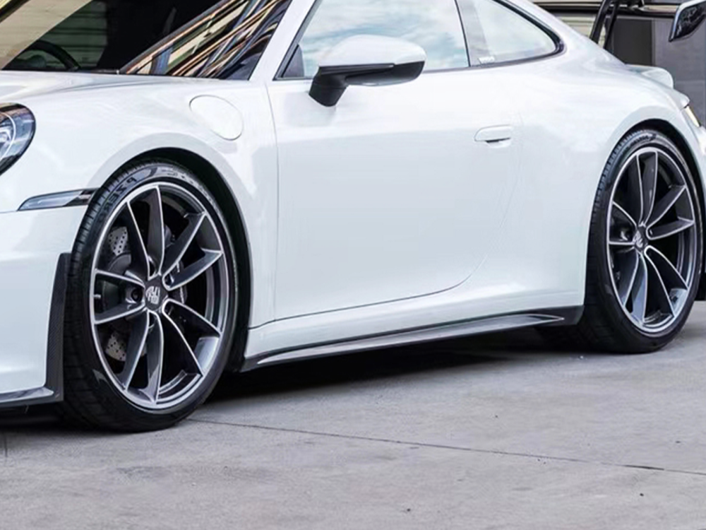 Porsche 992.1 Upgrade GT3 Style Side Skirts
