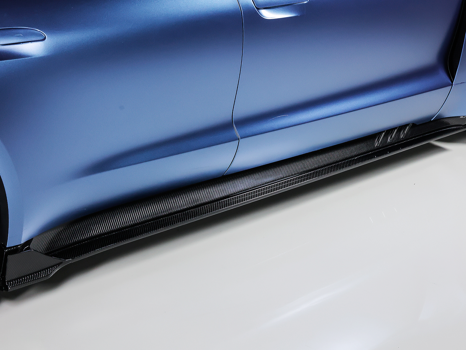 Porsche Taycan Paktechz Design Side Skirts