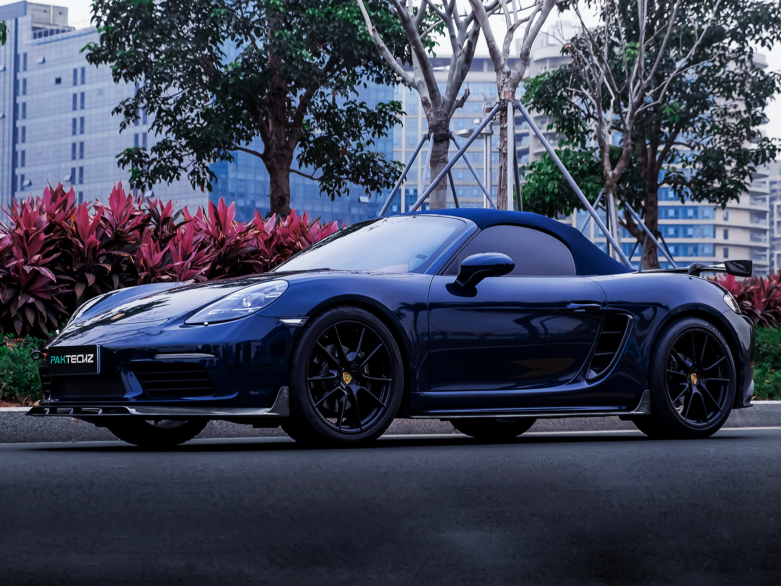 Porsche 718 Paktechz Design Side Skirts