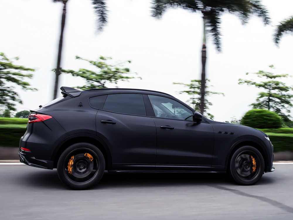 Maserati Levante Paktechz Design Side Skirts
