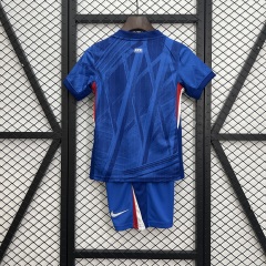 25/26 kids Chelsea home + free socks