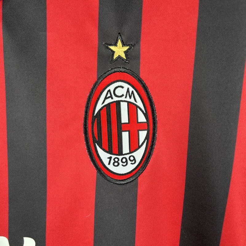 Retro AC Milan 16/17 Home S-XXL