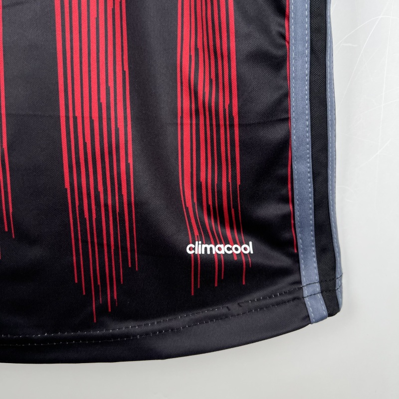 Retro AC Milan 16/17 Home S-XXL