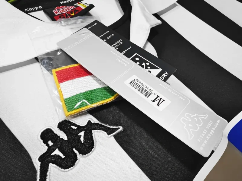 1998/99 Juventus Retro Jersey Home