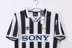 1995-1997 Juventus Retro Jersey Home