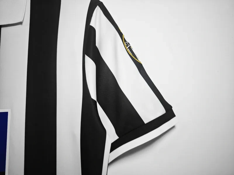 1998/99 Juventus Retro Jersey Home