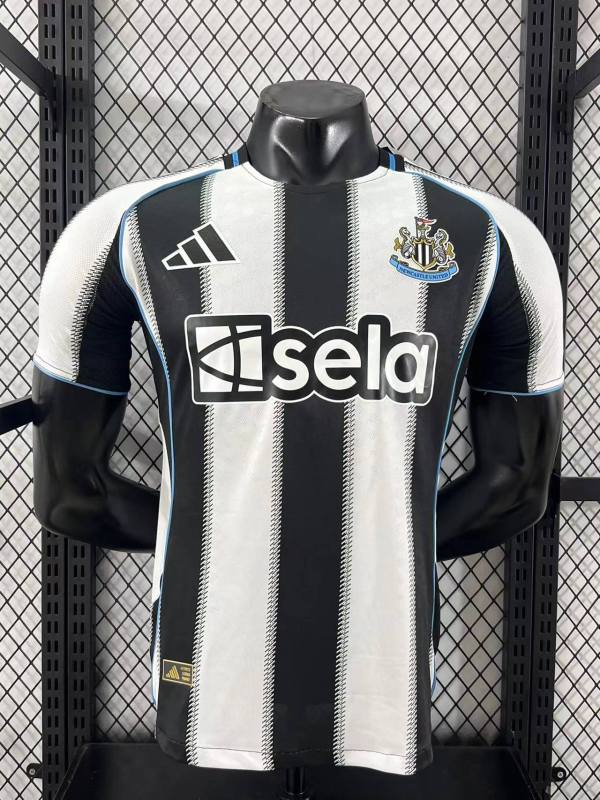 25/26 Newcastle United Home player