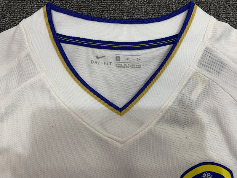 2000-2001 Retro Leeds United home jarsey