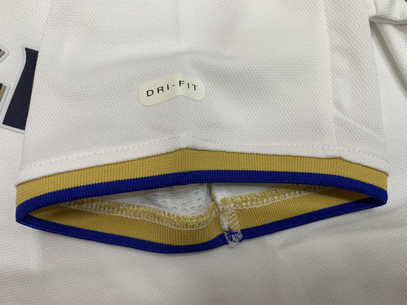 2000-2001 Retro Leeds United home jarsey