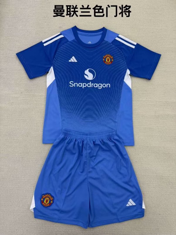 2025-2026 Manchester United Goalkeeper jersey kids + free socks blue