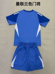 2025-2026 Manchester United Goalkeeper jersey kids + free socks blue