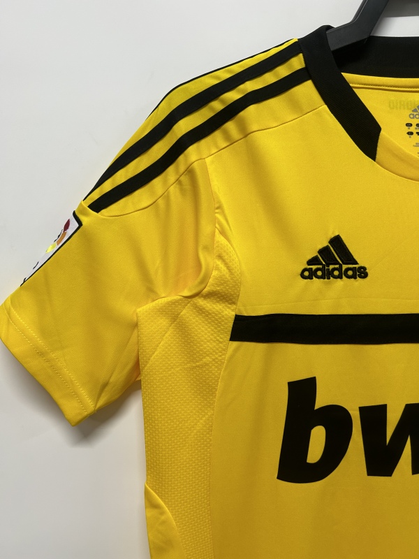 2011-2012 Goalkeeper Retro Real Madrid Soccer Jerseys