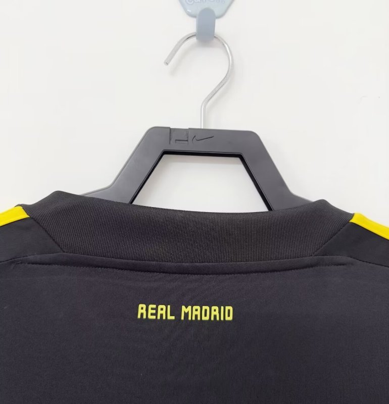 2011-2012 Goalkeeper Retro Real Madrid Soccer Jerseys