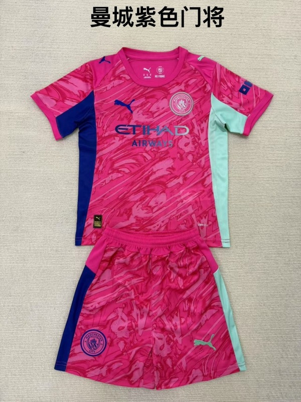 25/26 Manchester City Goalkeeper kids + free socks