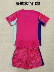 25/26 Manchester City Goalkeeper kids + free socks
