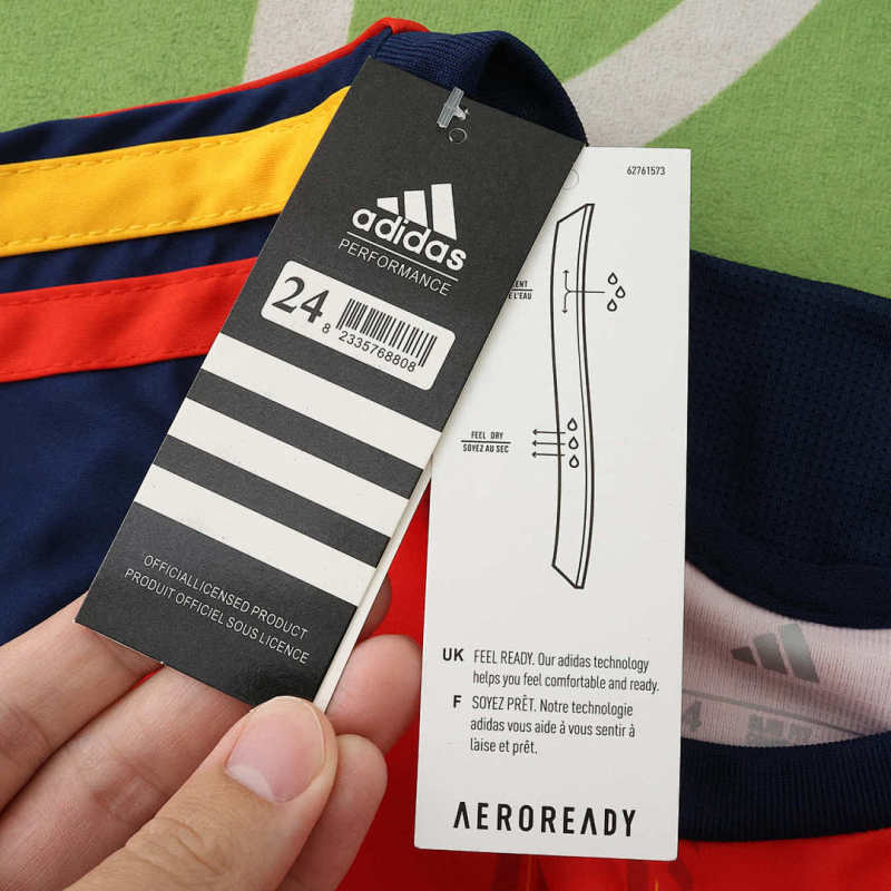 2026 FIFA World Cup Spain home Kids kit + free socks