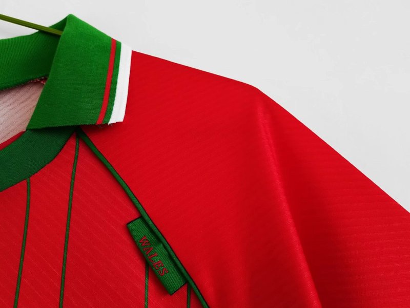 1994 home Wales retro Fan version