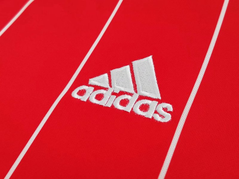 2015 home Wales retro Fan version