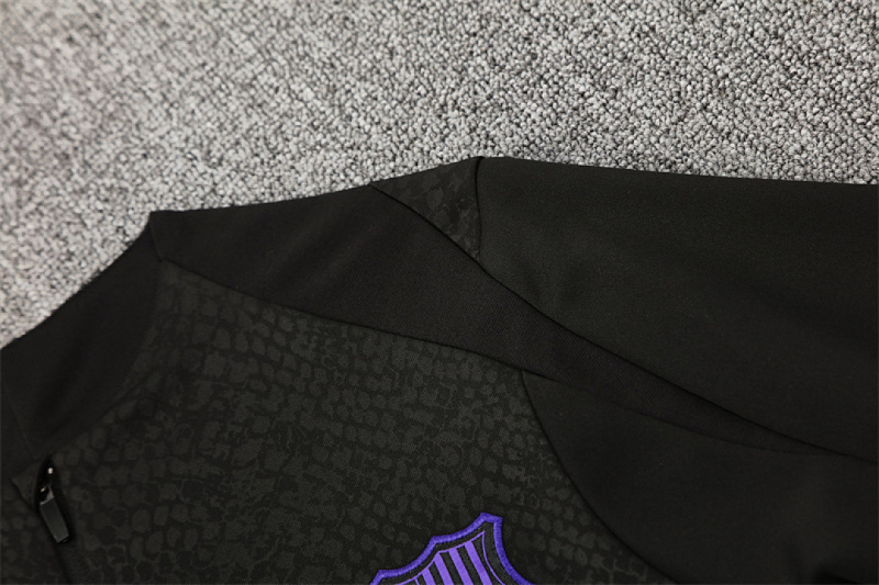25-26 Barcelona Half zip training suit set