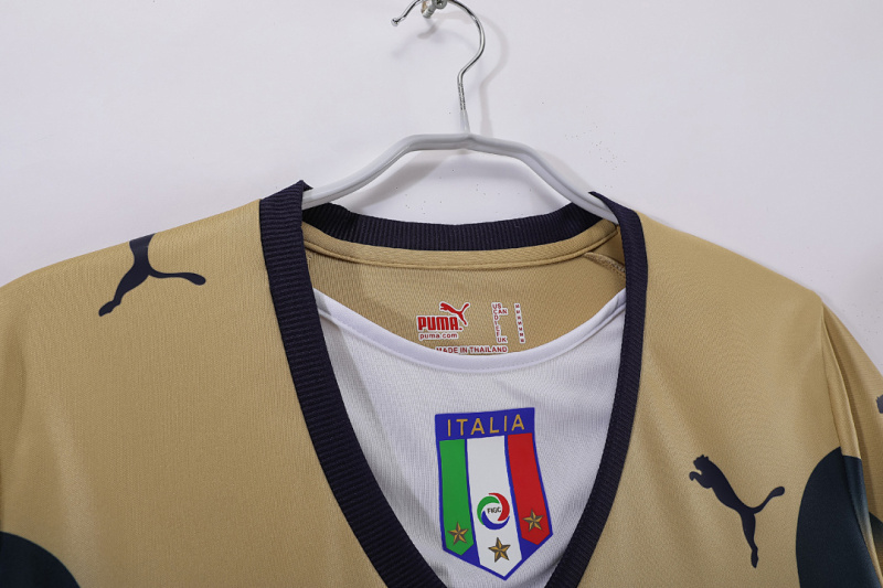 2006 Goalkeeper Italy retro Fan version