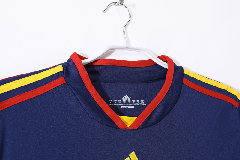 2010 away Spain retro Fan version
