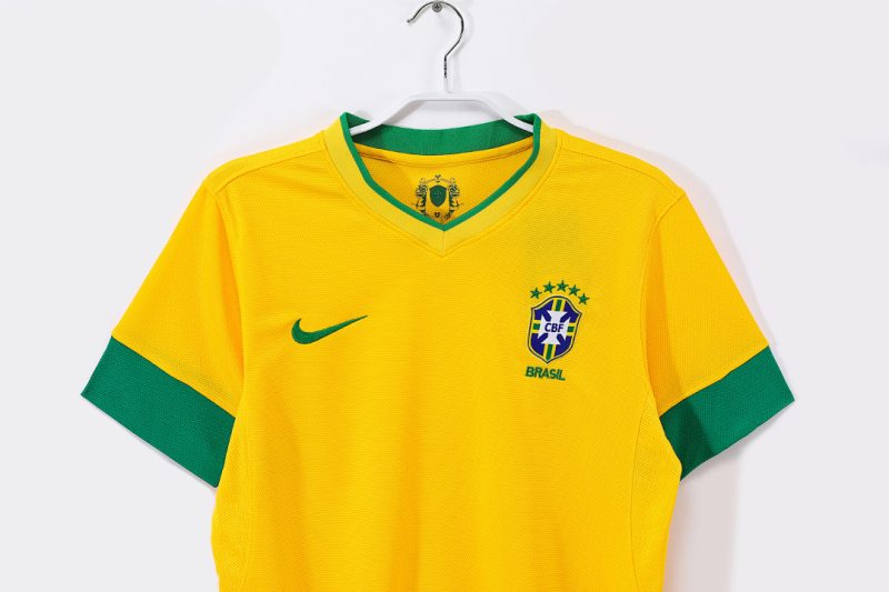 2012 home Brazil retro Fan version
