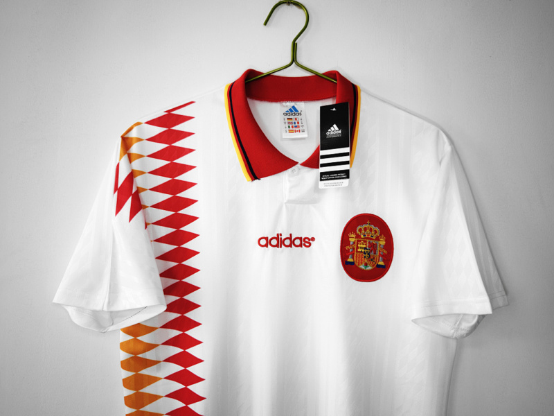 1994 away Spain retro Fan version