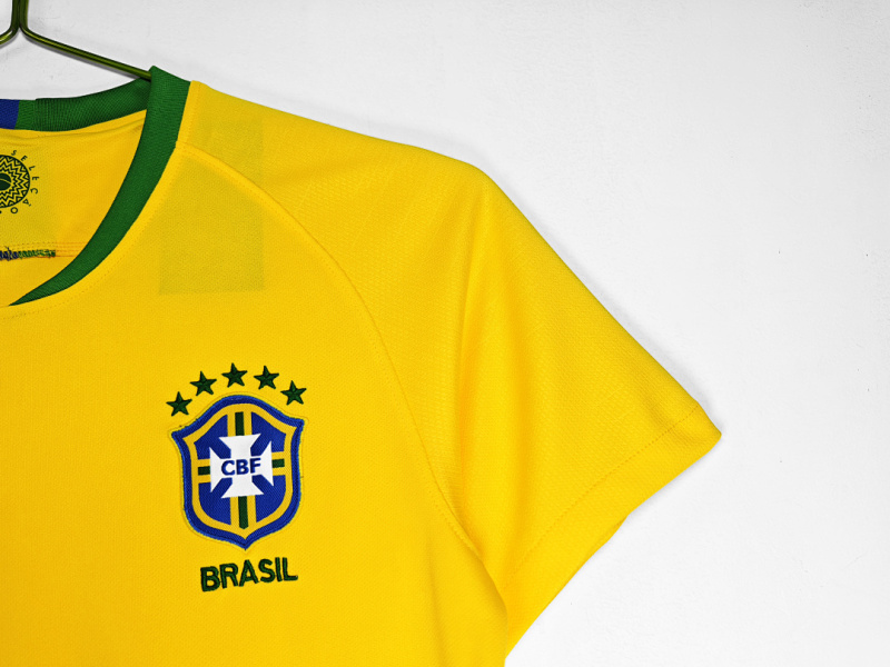 2018 home Brazil retro Fan version