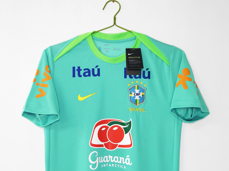 2024 train Brazil retro Fan version