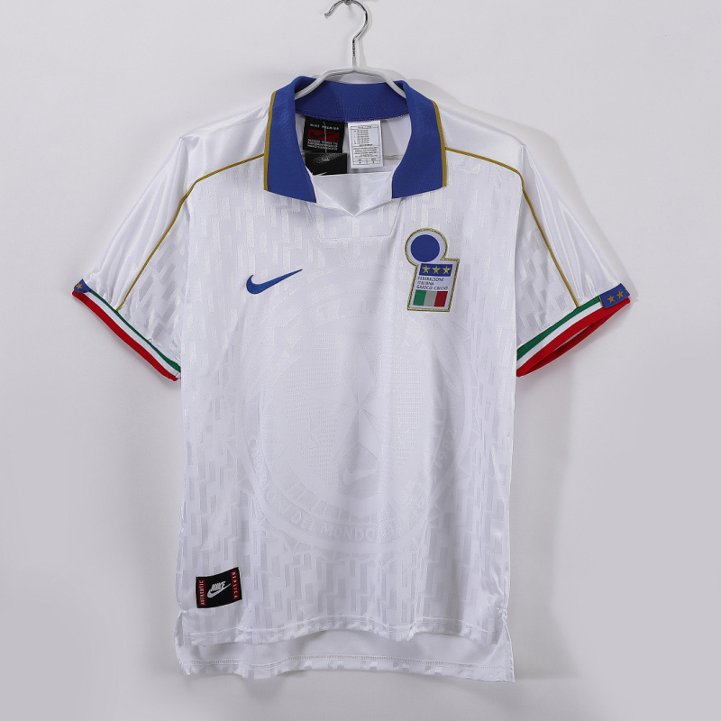 1995 away Italy retro Fan version