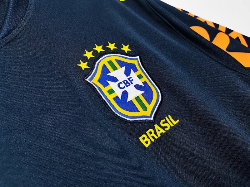 2020 train Brazil retro Fan version